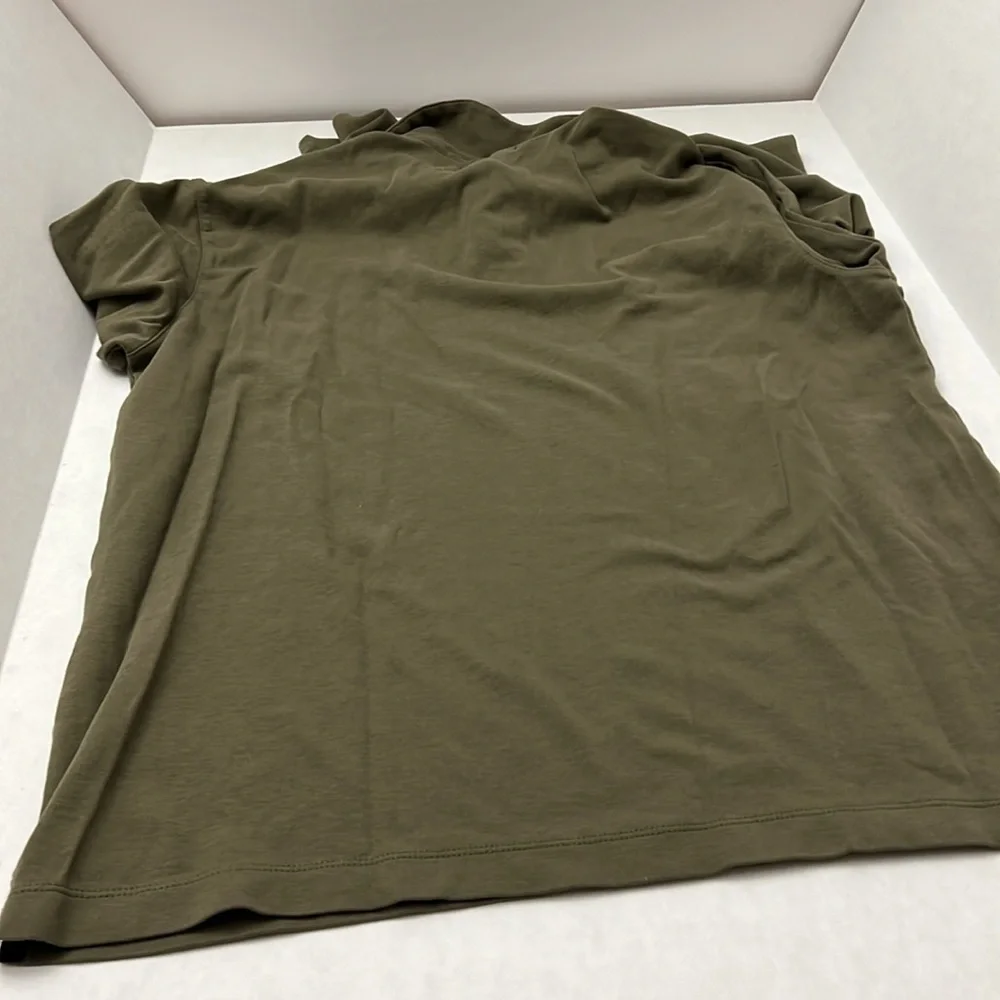 Banana Republic long-sleeve size L